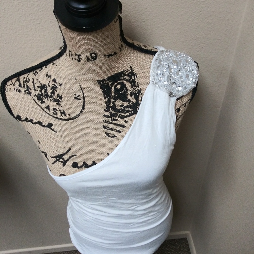 White embellished one shoulder shirt